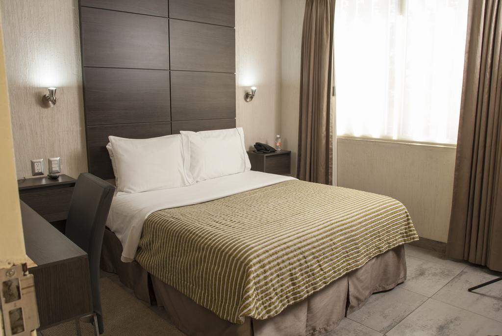 Hotel Expo Abastos 과달라하라 외부 사진